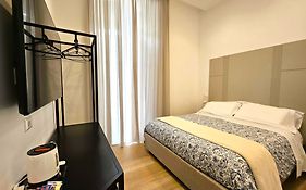 Monteoliveto Place